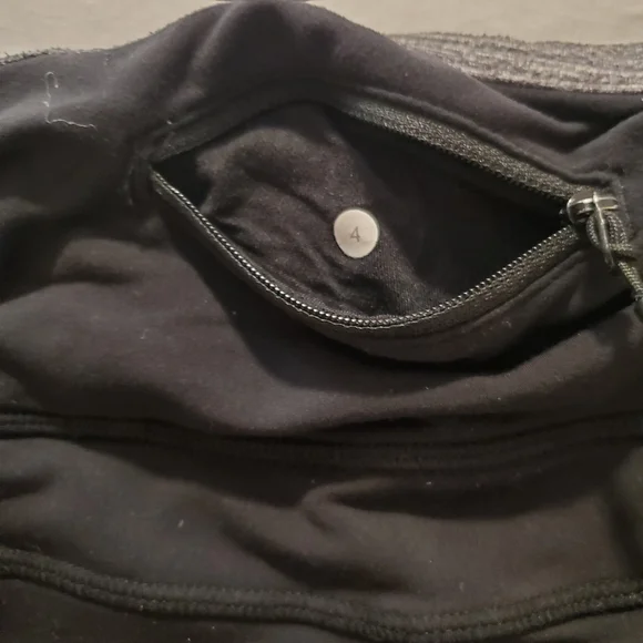 Lululemon Running Pants - Size 4 - Picture 3 of 5